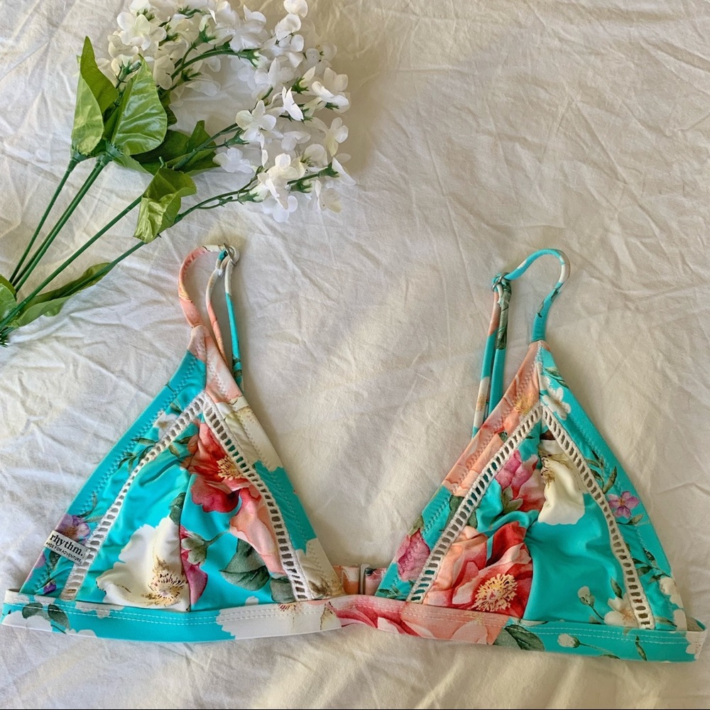 Rhythm Floral Bikini Top Size XL